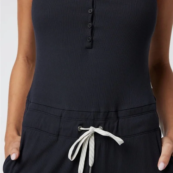 VUORI Pose Henley Jumpsuit Black Size Medium - Picture 7 of 12